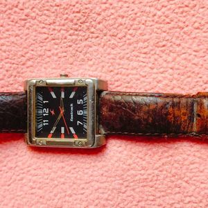 Fastrack Quartz Dial Leather Strap Watch On Sell