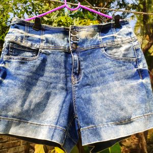 BLUE HOT PANTS /SHORTS