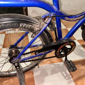 ATLAS BLUE KIDS BICYCLE