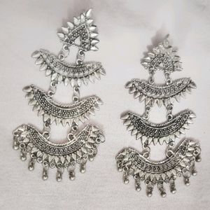 New Earring Collection Along With Freebee