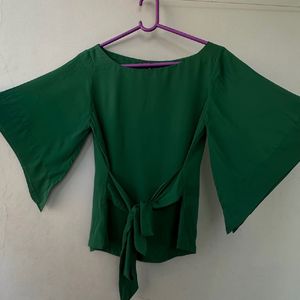 A btful Green Top