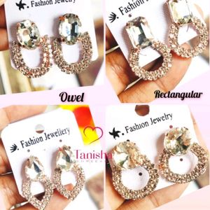 ALLOY STUD EARRINGS