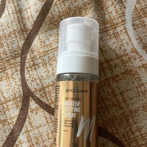 Myglamm Makeup Setting Spray