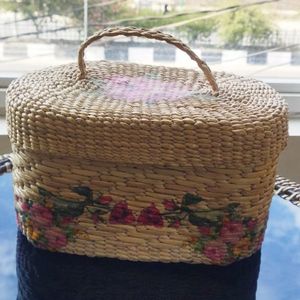 Kouna Basket For Fruits And Flowers .