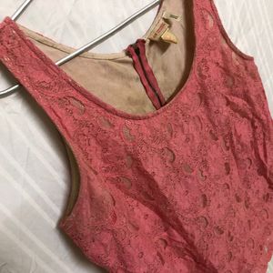 H&M Sleevless Lace Top