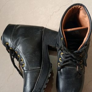 Black N Brown Boots