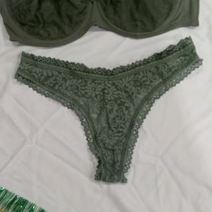 Net Les Bra Panty Set