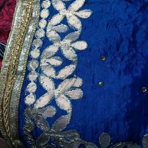 Dupatta And Top