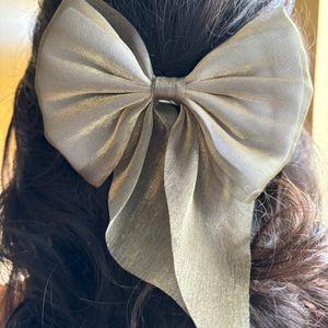 Cute Korean Shinny Green Colour Bow