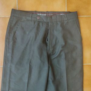 Pack Of 7 (4 Pants And 2 Jeans) Used