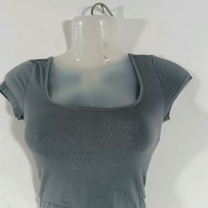 Grey Plain Casual Crop Top (Women)