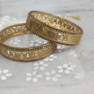 Tanishq Designer Gold Bangles