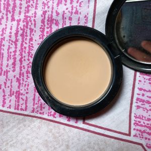 Maybelline New York Compact