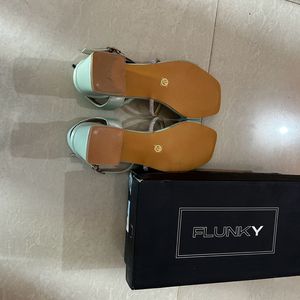 Flunky Heeled Slip-on Sandals Size UK4/EURO 37