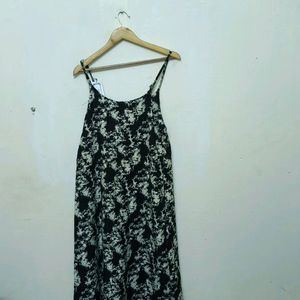 Trendy New Black And White Dress For Women