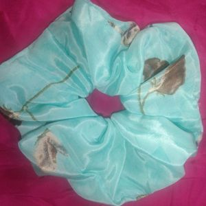 Set Of 2 Hair Scrunchies