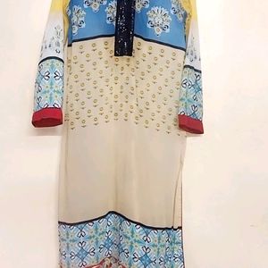 Pakistani Kurti Wit Dupatta