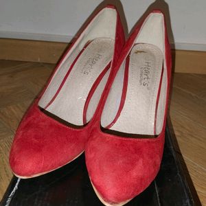 Red Heels Size 38 Very Good