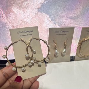 Pack Of 3 Golden Pearly Earrings 🌙🤍