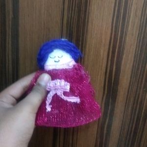 Selling Doll Keychain