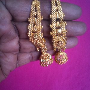 Big Size Kanauti Sahit Golden Jhumki