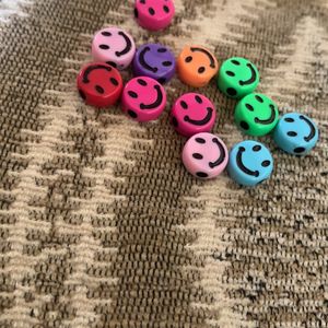 20 Smily Beads To Make Jewellery