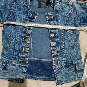 Beautiful Full Sleeves Blue Denim Jacket 🧥🧥🧥🧥