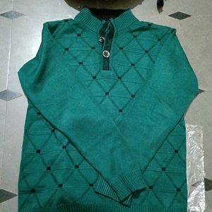 Men Green High Neck Thirt