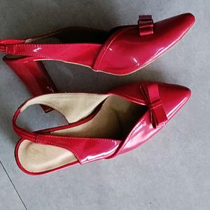 Price Drop 🚨Red Heels