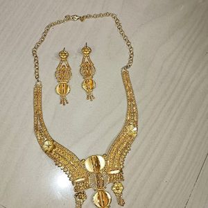 Beautiful Golden Jewellery Set 😍😍