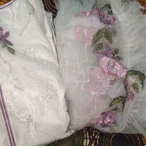 Pakistani Suit With Net Dupatta