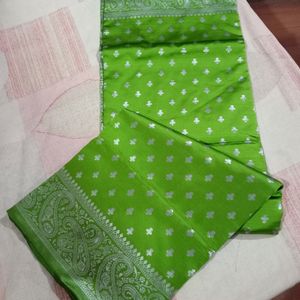 Women's Kanjivaram Soft Pure Silk Banarasi Sarees