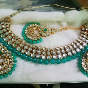 Kundan Set