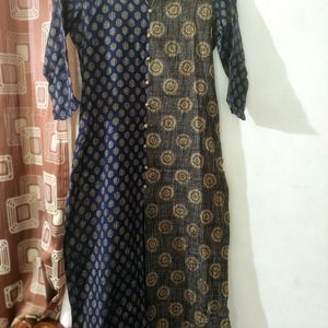 Straight Blue Kurtha With Side Pocket Size xs