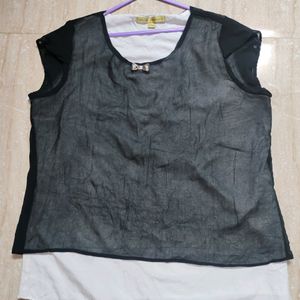 Soft Ladies Top Off-white And Black