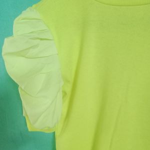 Trendy Puffy Top