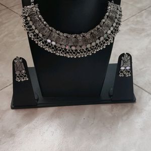 Elegant oxidised necklace set