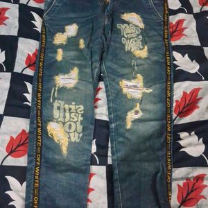 Damage Jeans