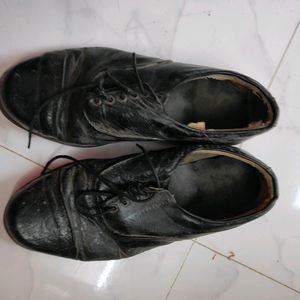 4 Shoes