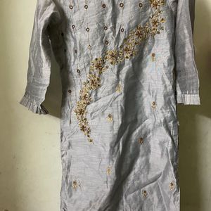 Grey Kurta With Golden Work