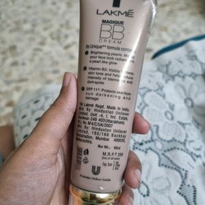 LAKME 9 TO 5 Magique BB CREAM