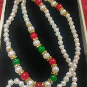 Pearl Red And Green Chain