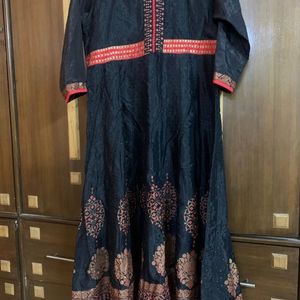 Kurta Churidar Suit Set