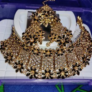 Partywear Neck Piece Set