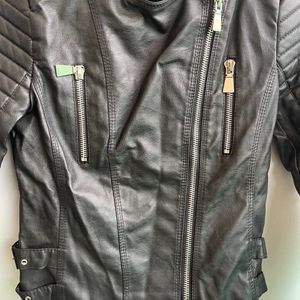 ❗️Price Dropped ❗️Imported Bikers Leather Jacket