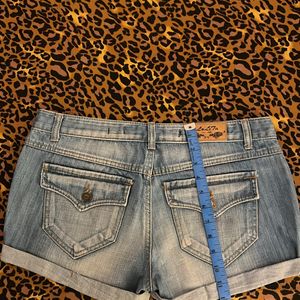 Authentic Vintage Finish Denim Shorts For Women