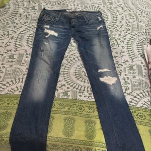 Damage Jeans