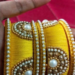 Pearl Bangle Set