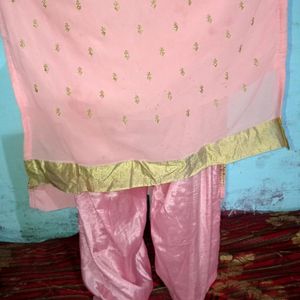 New Stylish Daily Wear Kurta Set For Girls And Wom