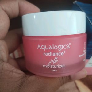 Aqualogica Moisturizer 🍉 & Niacinamide